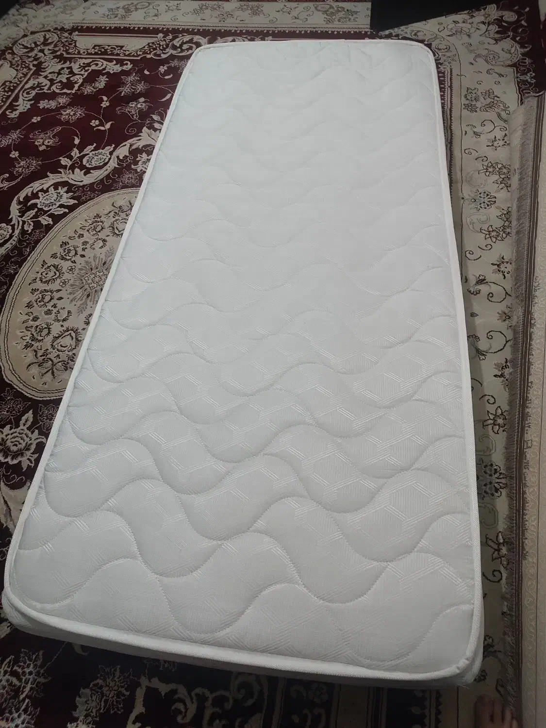 تشک تخت یکنفره|تشک تختخواب|اصفهان, قهجاورستان|دیوار