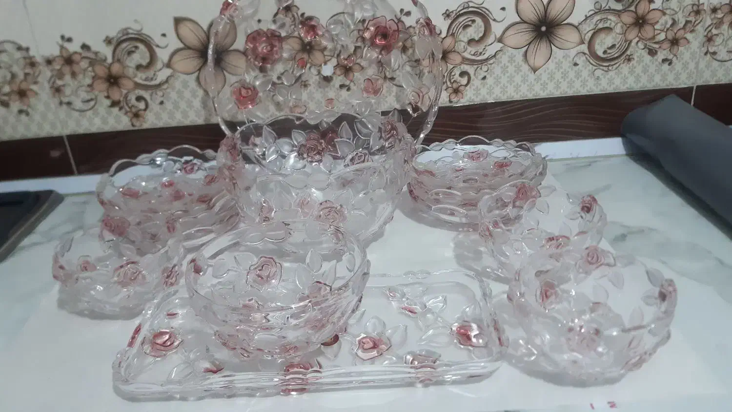 سرویس پذیرایی ناتاشا|ظروف سرو و پذیرایی|بناب, |دیوار