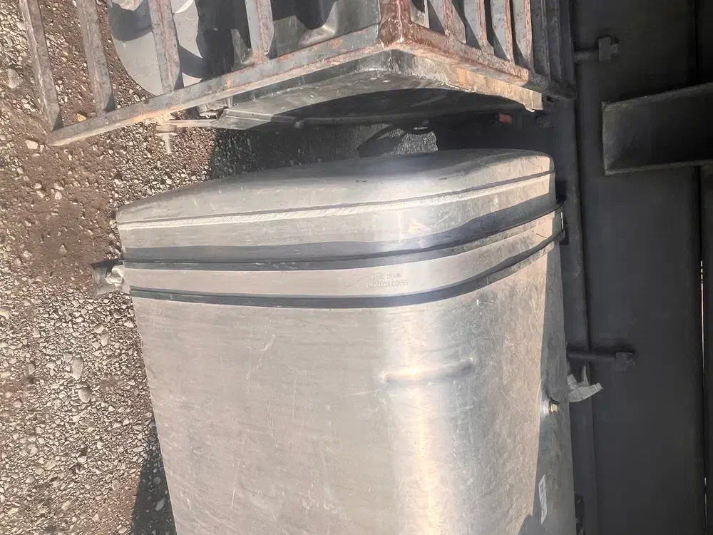 باک گازوییل اف هاش|قطعات یدکی و لوازم جانبی|اسفرورین, |دیوار