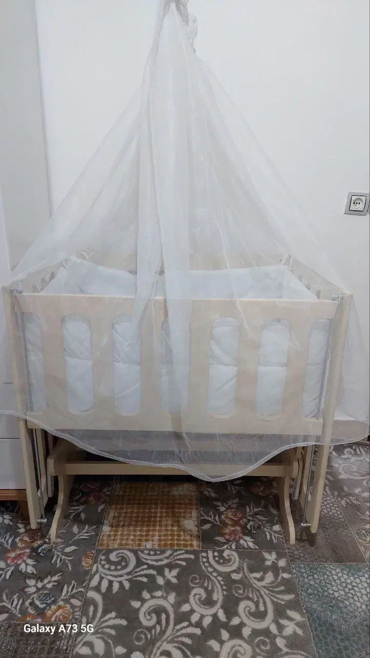 تخت نوزاد کاملا نو|اسباب و اثاث بچه|شال, |دیوار