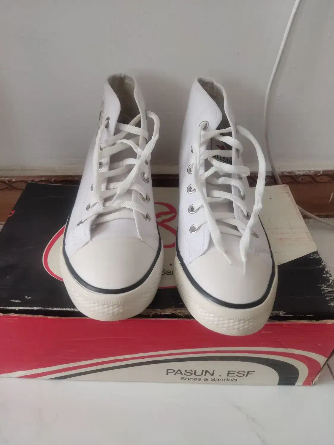 کتونی|کیف، کفش، کمربند|قرچک, شهرک گلها|دیوار