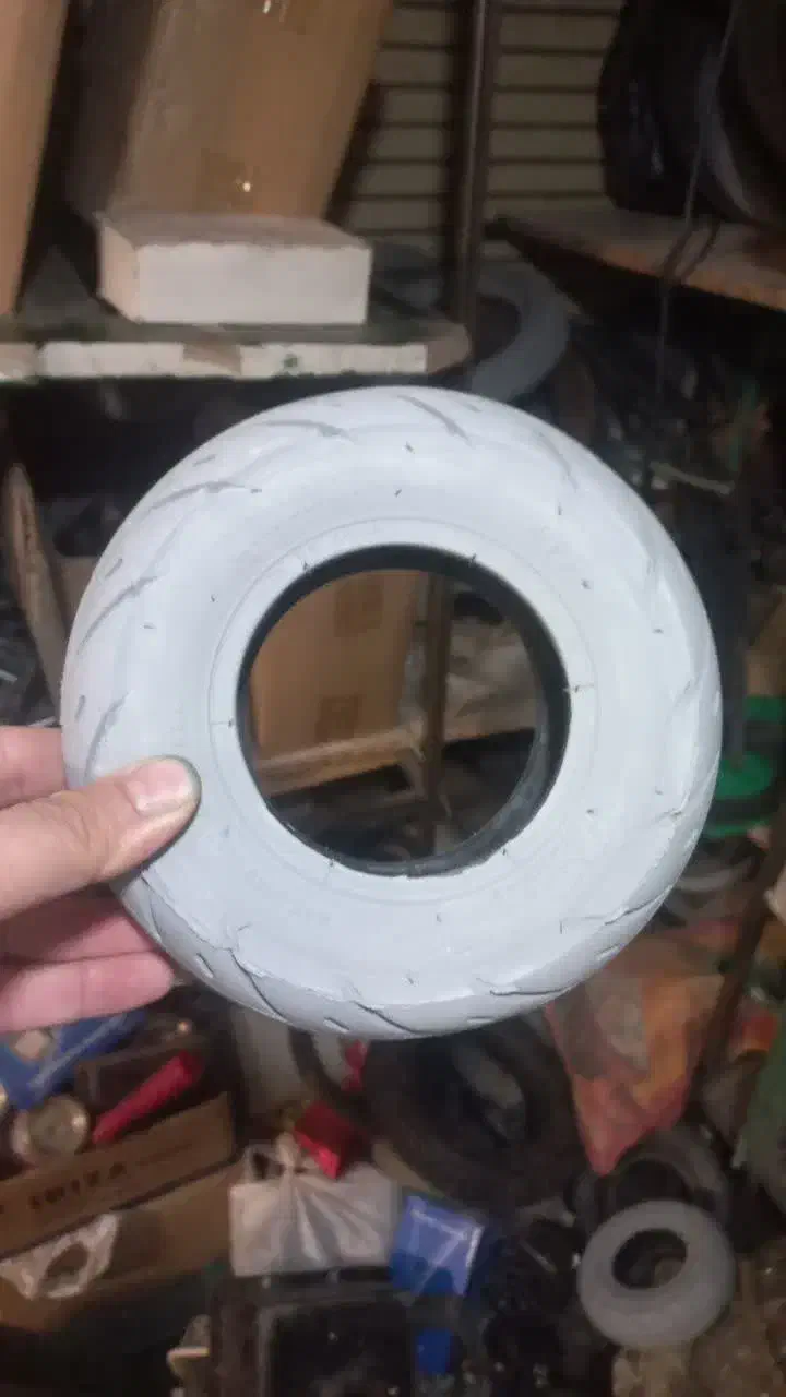 انواع لاستیک و تیوپ ویلچر و اسکوتر وغیره|دوچرخه، اسکیت، اسکوتر|اصفهان, خلجا|دیوار