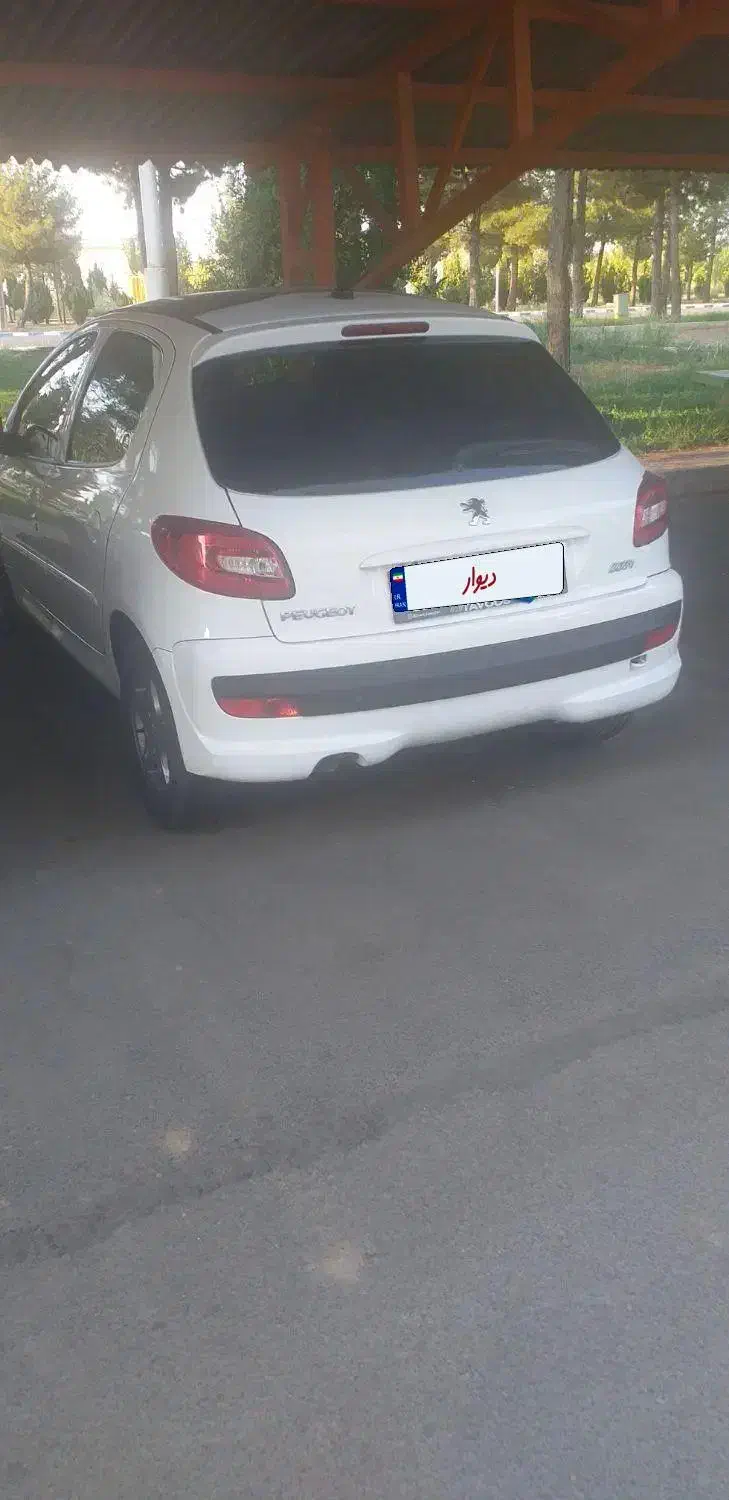 پژو 207سقف پانا Tu5|خودرو سواری و وانت|لنجان, |دیوار