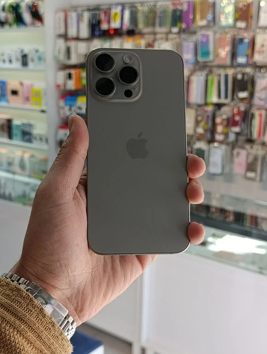 ایفون کارکرده 13 15 16|موبایل|کوهدشت, |دیوار