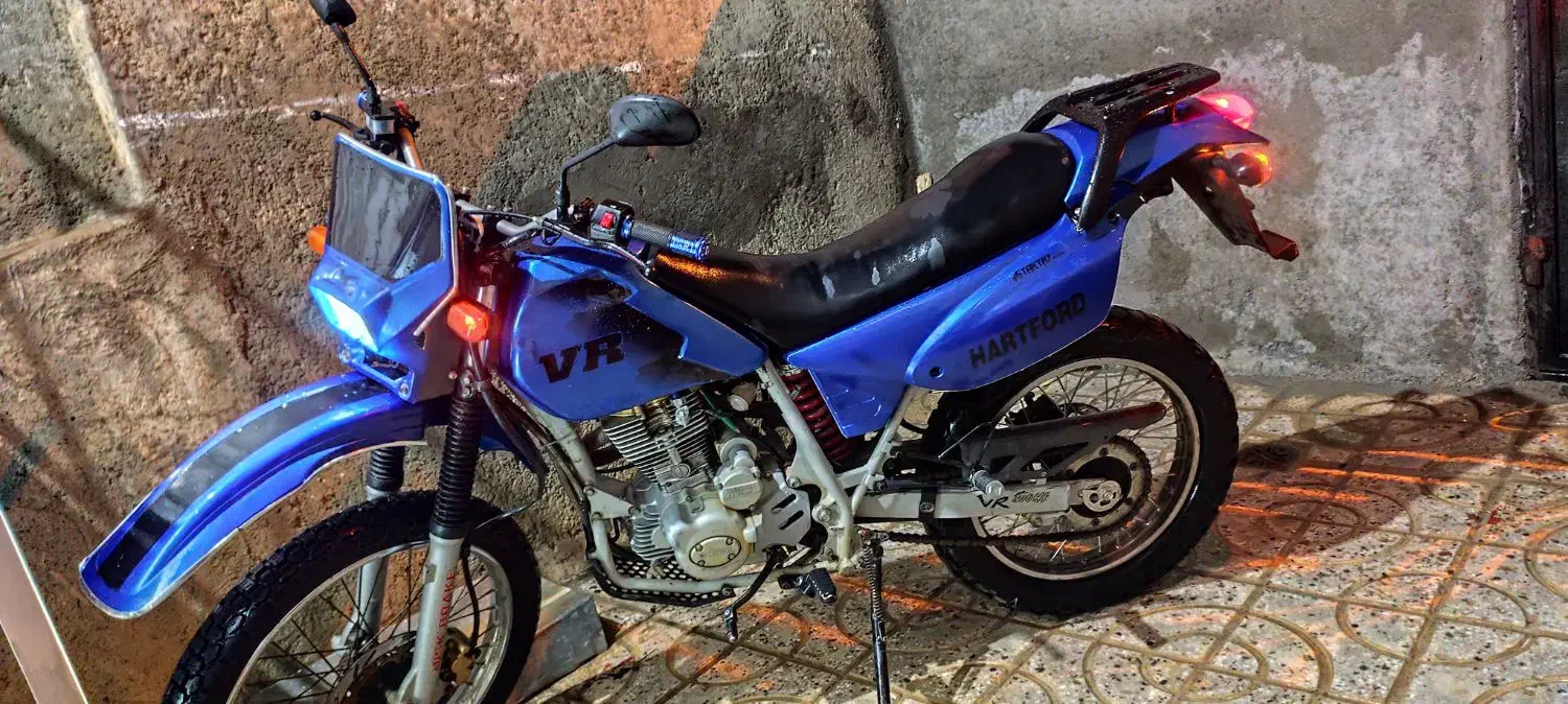 فروش هاتفورد وآر 200|موتورسیکلت|سنندج, |دیوار