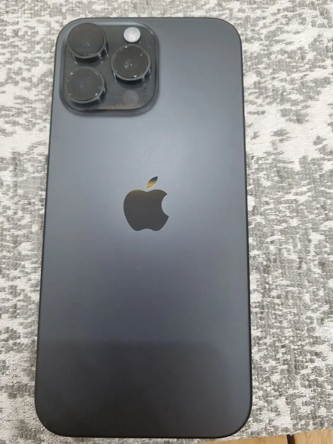 گوشی آیفون ۱۶ پرومکس مشکی|موبایل|شیراز, باغ تخت|دیوار