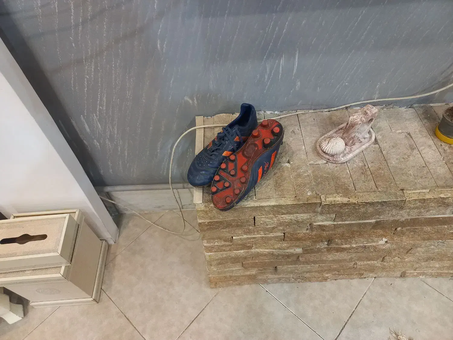 کتانی اورجینال  استوک|کیف، کفش، کمربند|ساوه, |دیوار