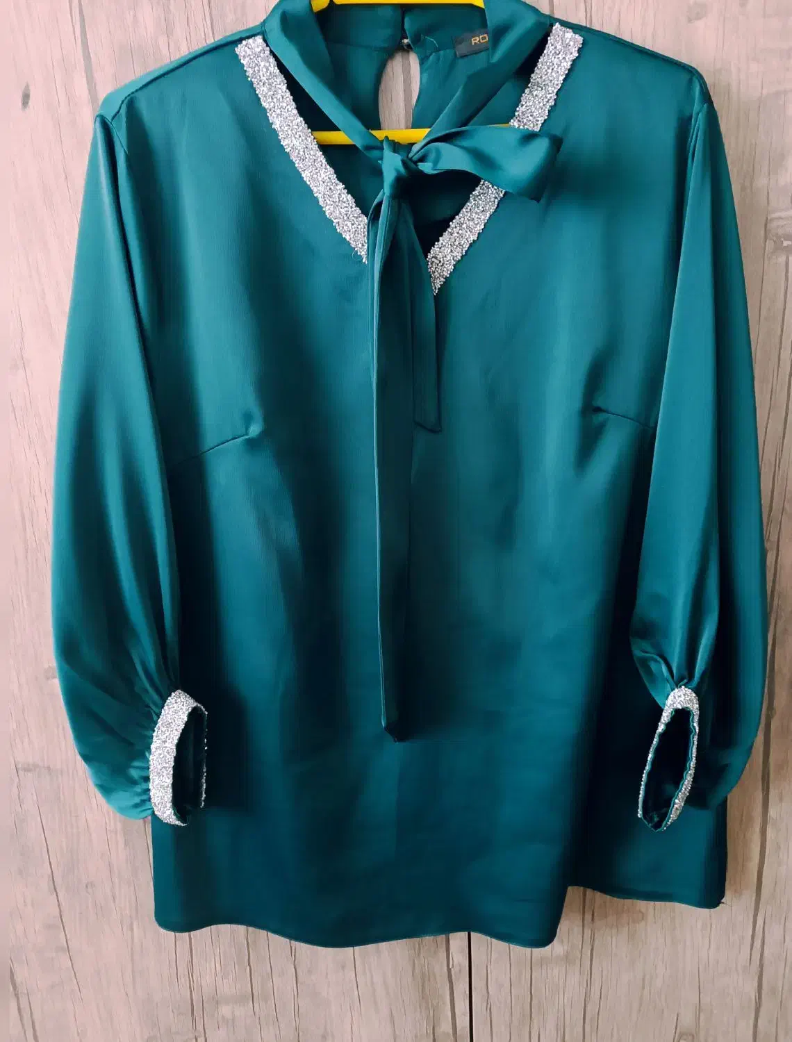 لباس مجلسی یلدایی|لباس|فردوس (خراسان), |دیوار