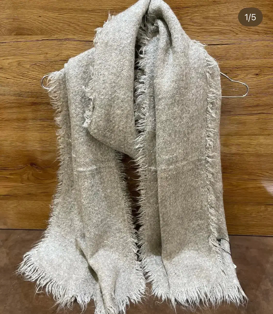 شال وارداتی نو|لباس|قم, قلعه یزدیها|دیوار