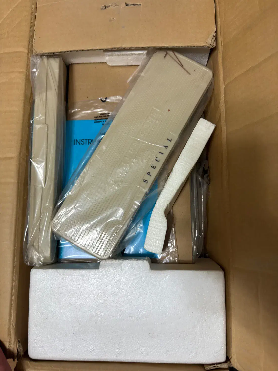 چرخ خیاطی ژانومه ۸۰۸ ، نو|چرخ خیاطی و ریسندگی|شیراز, فرهنگ شهر|دیوار