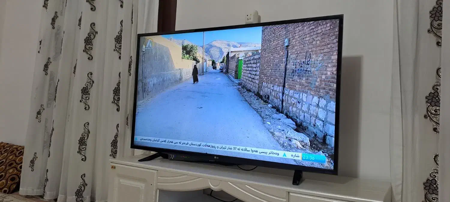 50 اینچ نو کره ای الج ی|تلویزیون و پروژکتور|لردگان, |دیوار