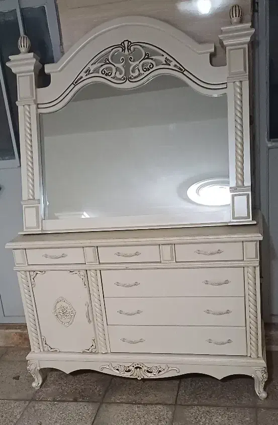 کشو و آینه. تمیز|جاکفشی، کمد، دراور|اسلامشهر, شهرک مهدیه|دیوار