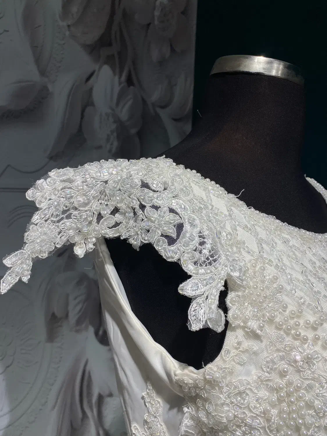 لباس عروس|لباس|تبریز, |دیوار