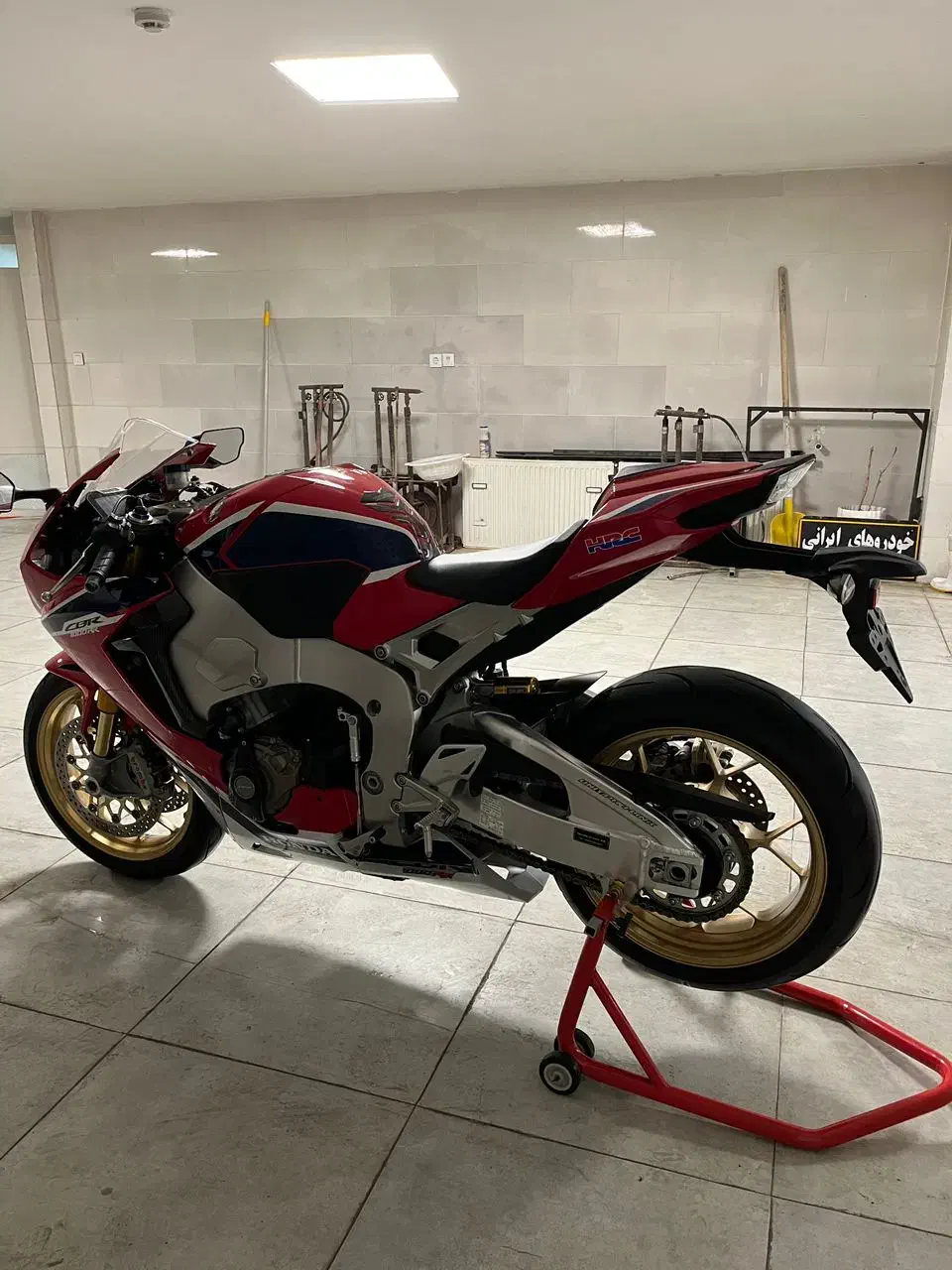 cbr 1000 sp2 2018هوندا|موتورسیکلت|تهران,  امام زاده قاسم (نیاوران)|دیوار