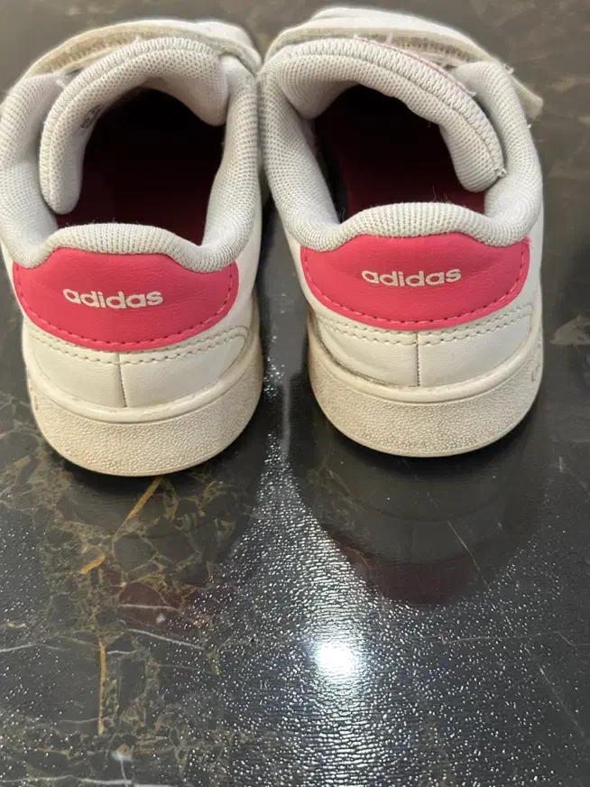 کفش  کتونی بوت دخترانه آدیداس  زارا H&M نایک کیابی|کفش و لباس بچه|تهران, دریاچه شهدای خلیج فارس|دیوار