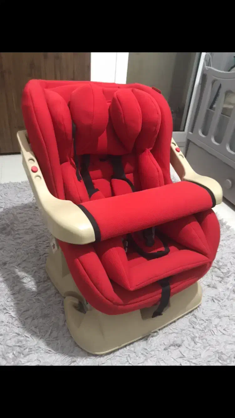 صندلی ماشین نو|کالسکه و لوازم جانبی|رشت, چله خانه|دیوار