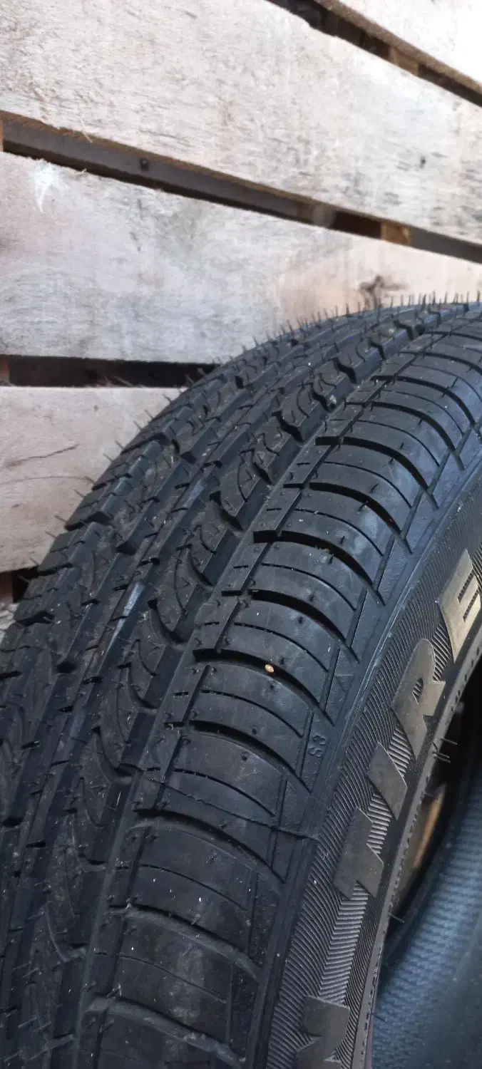 لاستیک پژو۴۰۵|قطعات یدکی و لوازم جانبی|رشت, پاستوریزه|دیوار