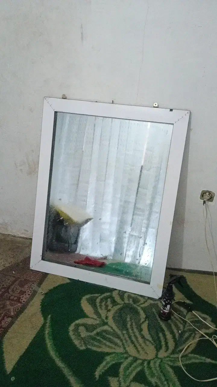 اینه|آینه|زنجان, |دیوار