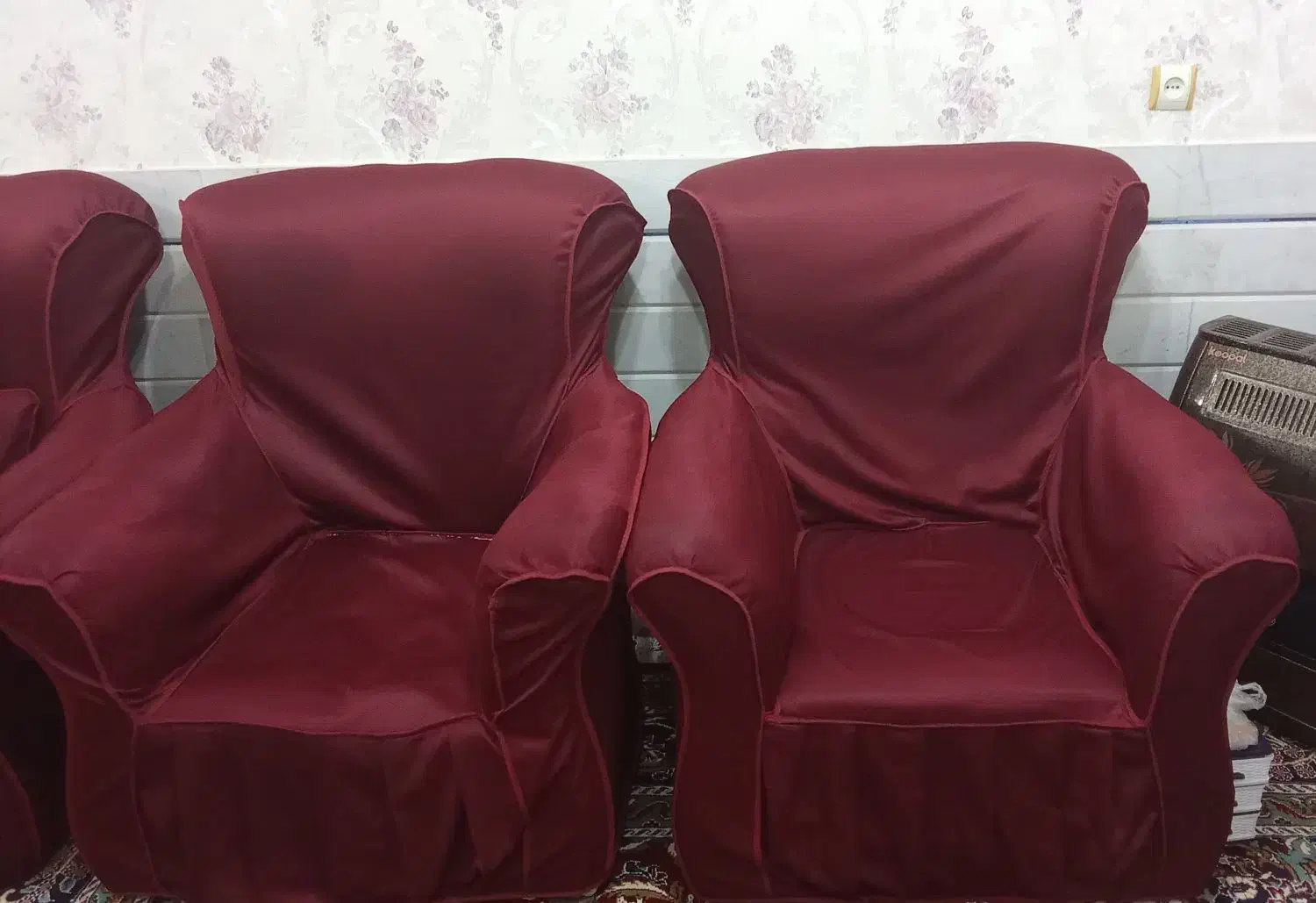 یک دست مبل هفت نفره تمیز|مبلمان خانگی و میز عسلی|فردوس (خراسان), |دیوار