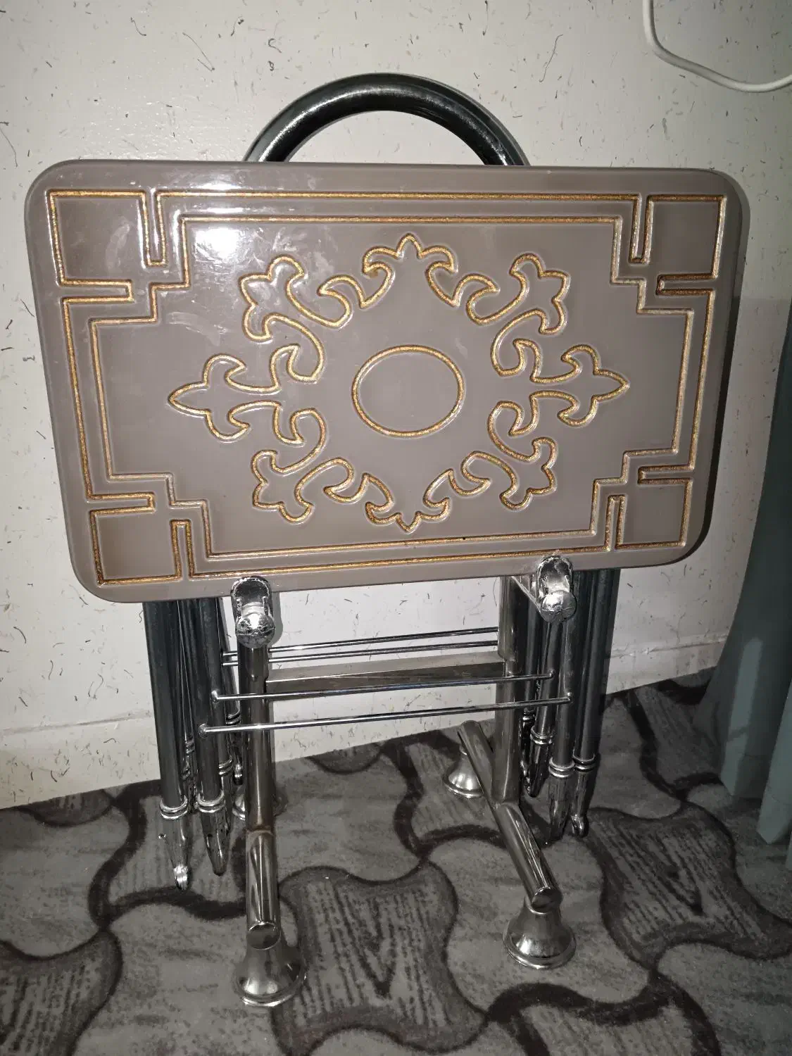 جلومبلی|مبلمان خانگی و میز عسلی|برخوار, |دیوار