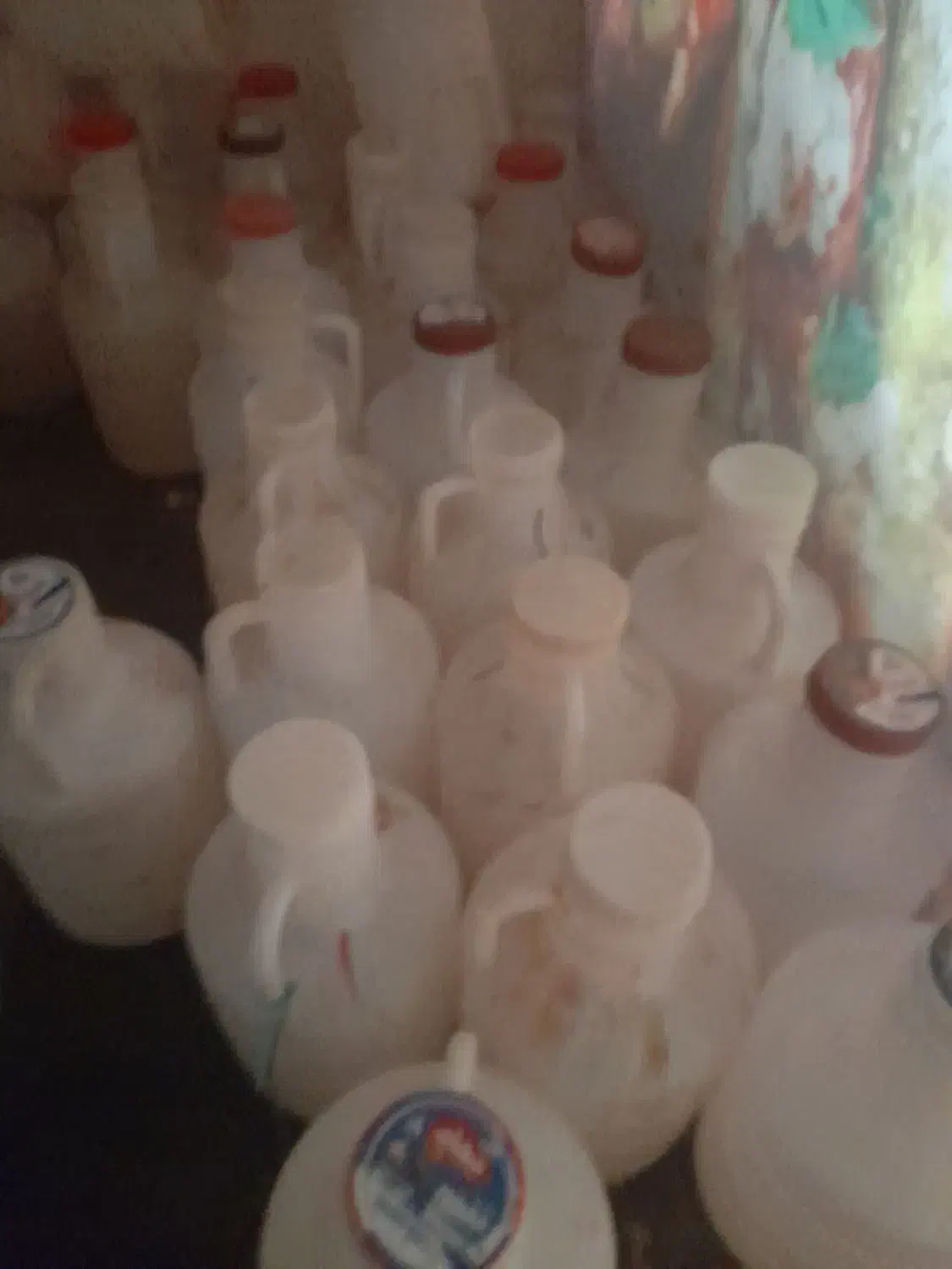 دبه خالی بزرگ مناسب هرکاری|ظروف نگهدارنده، پلاستیکی، یکبارمصرف|سبزوار, کوی گلستان|دیوار