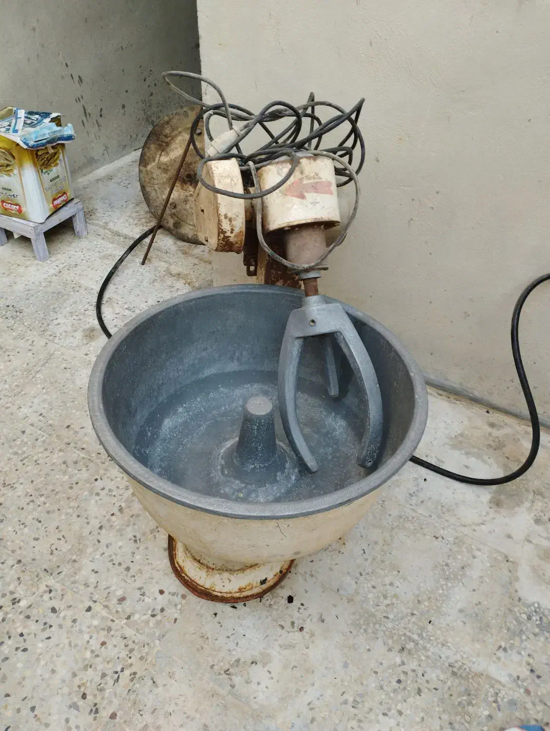 فروش خمیرگیر40کیلویی|ماشین‌آلات صنعتی|بندر کنگان, |دیوار