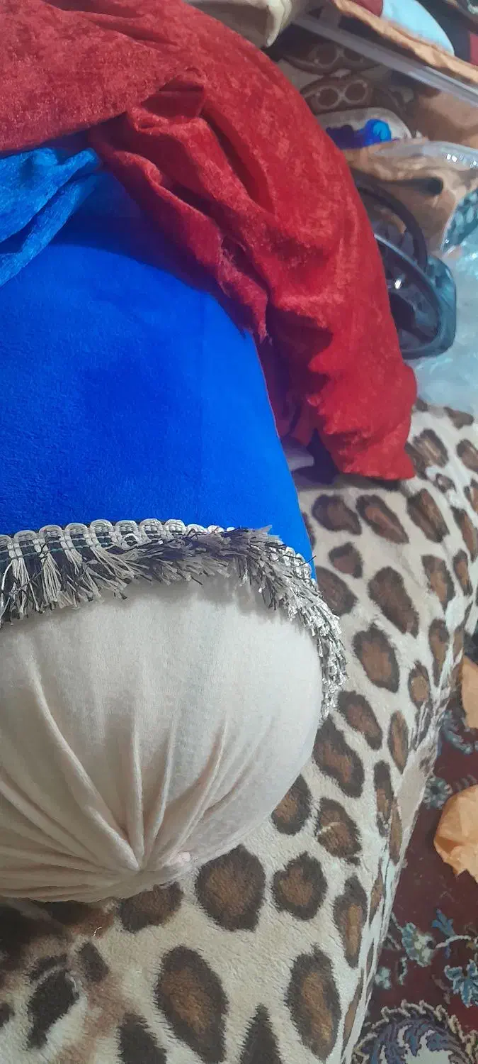 بالشت لوله ای باقیمت باور نکردنی|رختخواب، بالش، پتو|اصفهان, ارزنان|دیوار