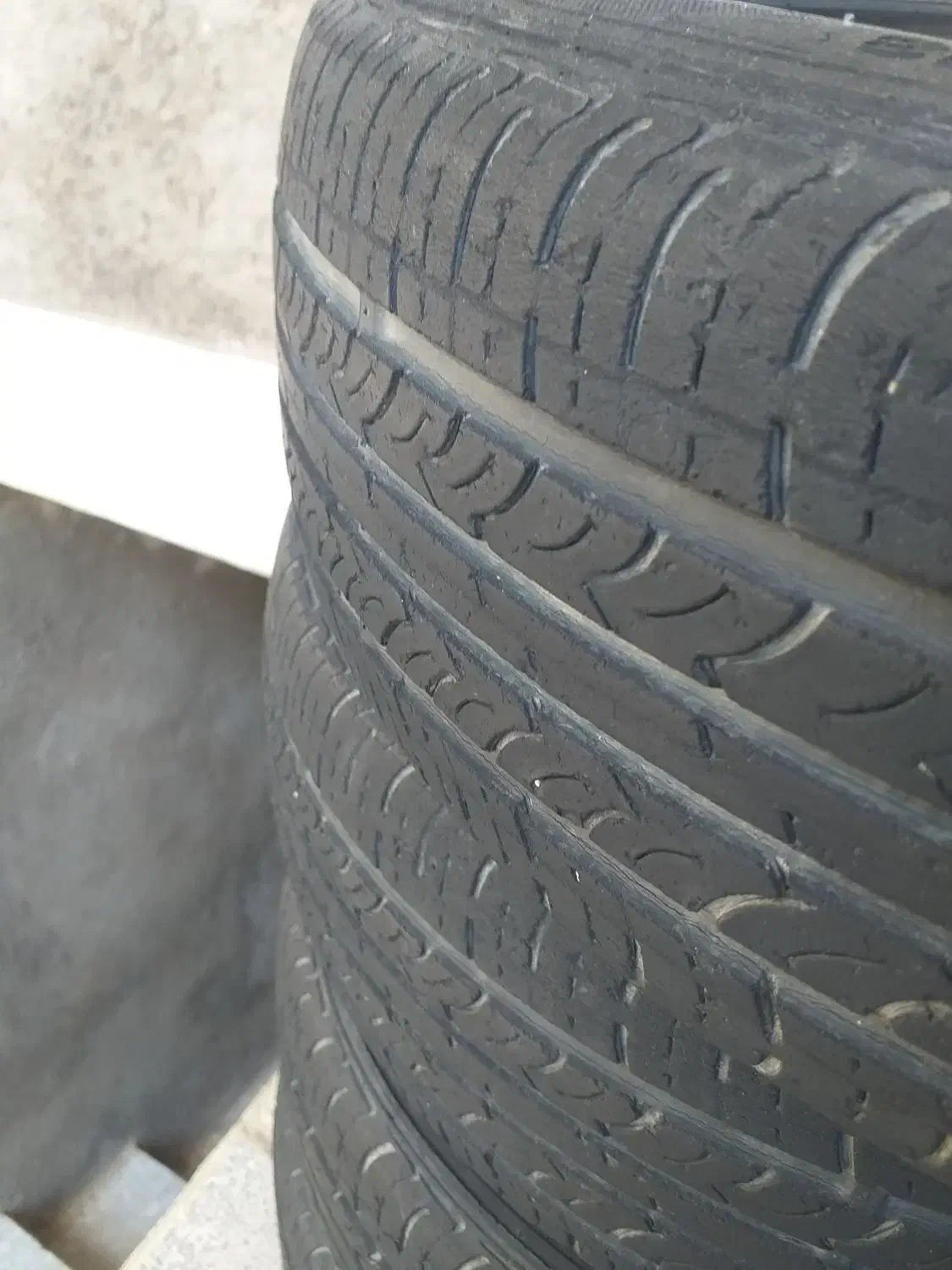 لاستیک استوک|قطعات یدکی و لوازم جانبی|ملایر, |دیوار