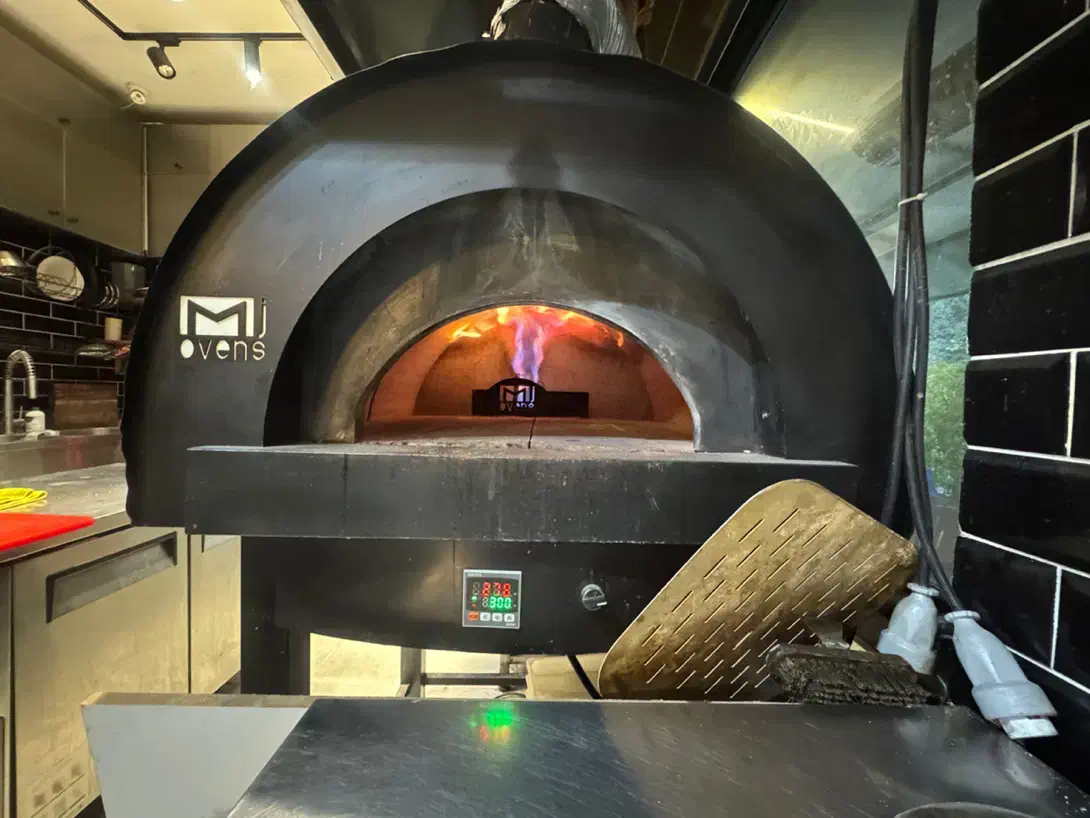 فر پیتزا|کافیشاپ و رستوران|تهران, والفجر|دیوار