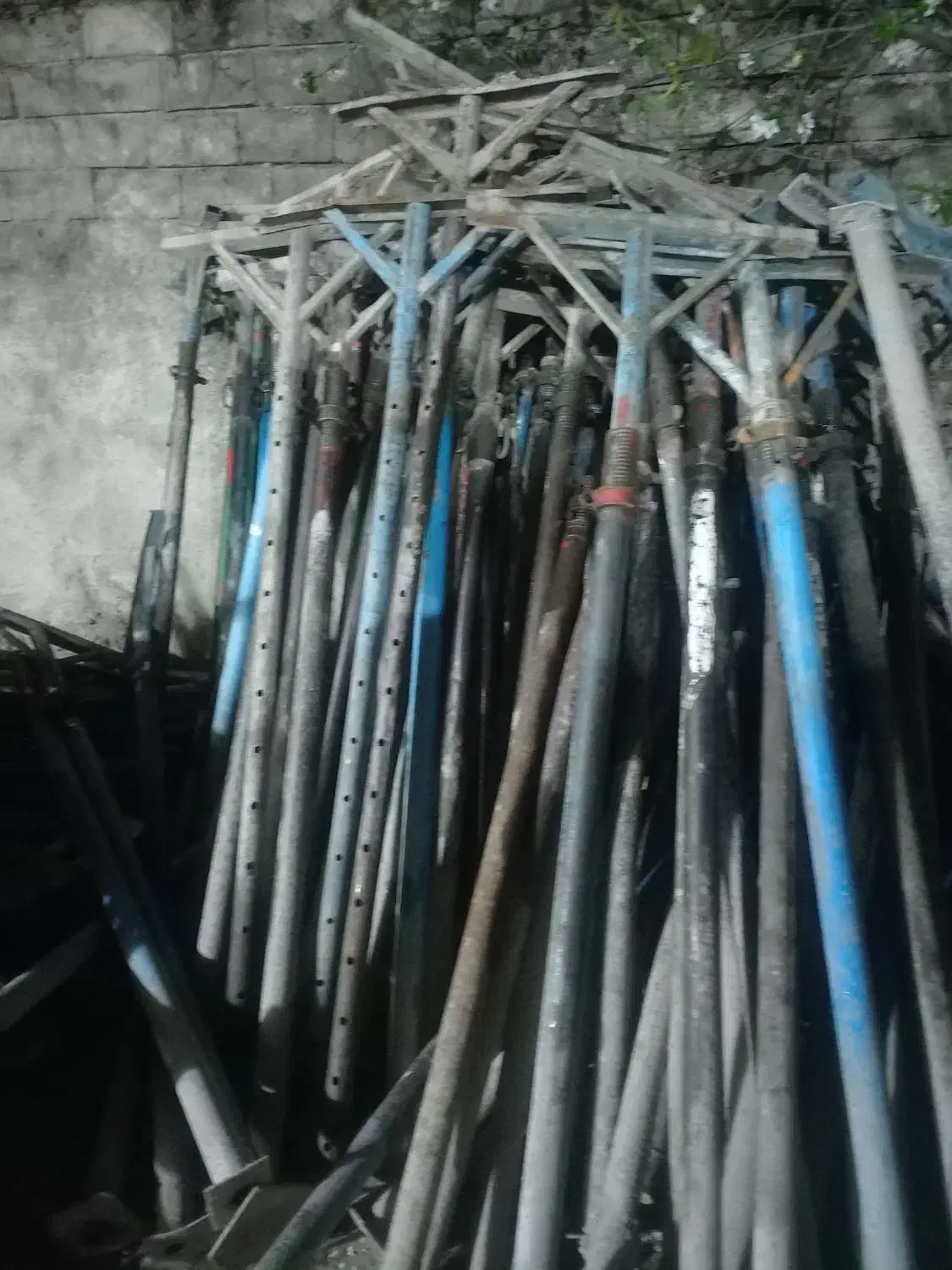 جک سقفی|مصالح و تجهیزات ساختمان|یاسوج, |دیوار