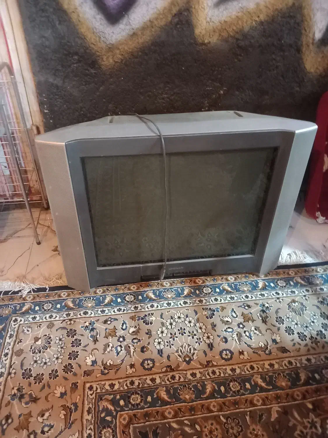 تلویزیون ۲۹اینچ سونی|تلویزیون و پروژکتور|رباطکریم, شهرستانک|دیوار