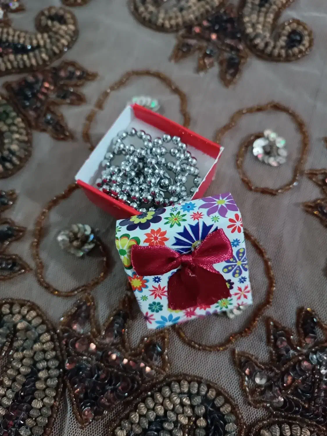 زنجیر گردن استیل|بدلیجات|تهران, مرزداران|دیوار