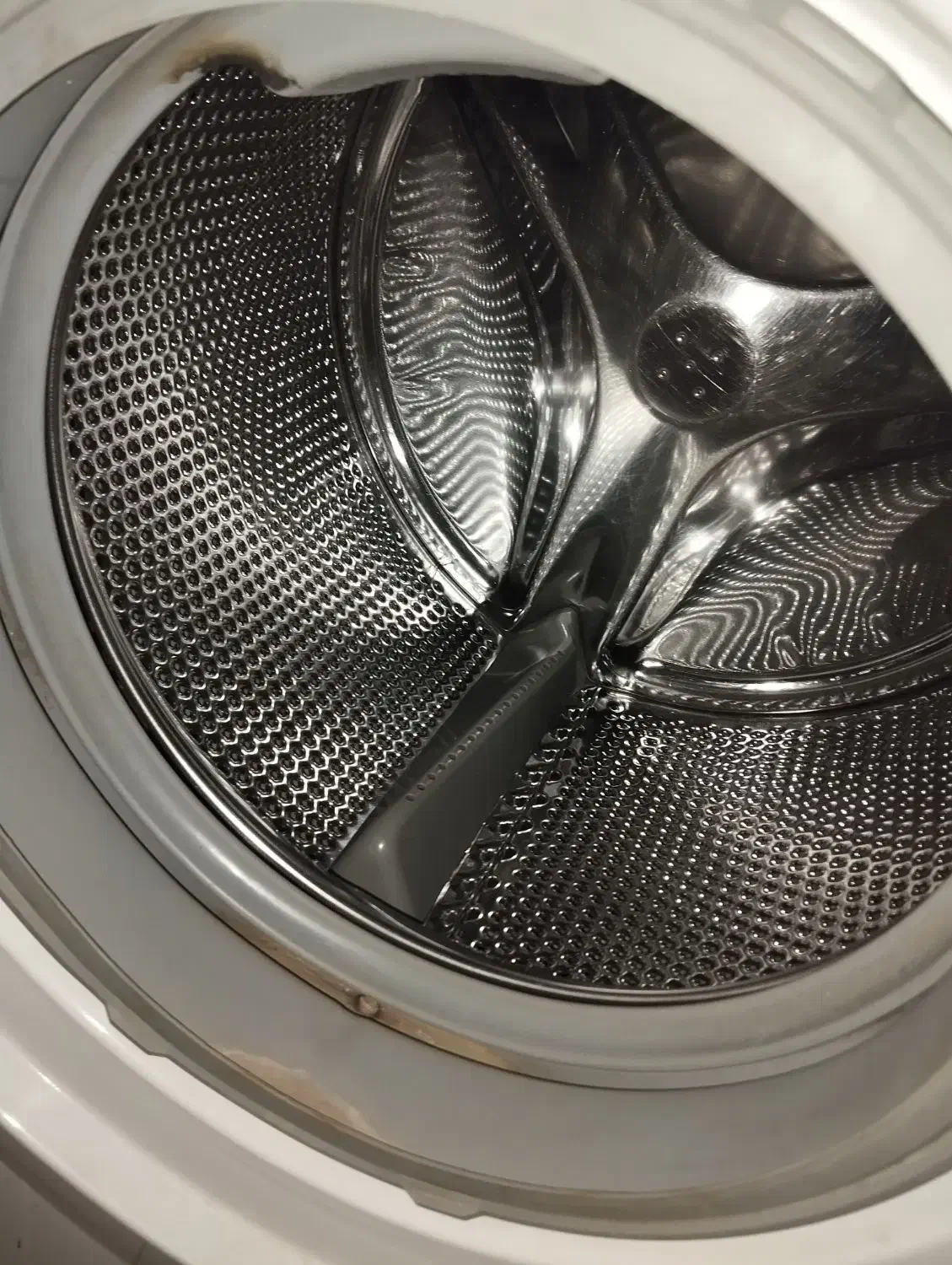 ماشین لباسشویی|ماشین لباسشویی و خشک‌کن لباس|مشهد, نیروی هوایی|دیوار