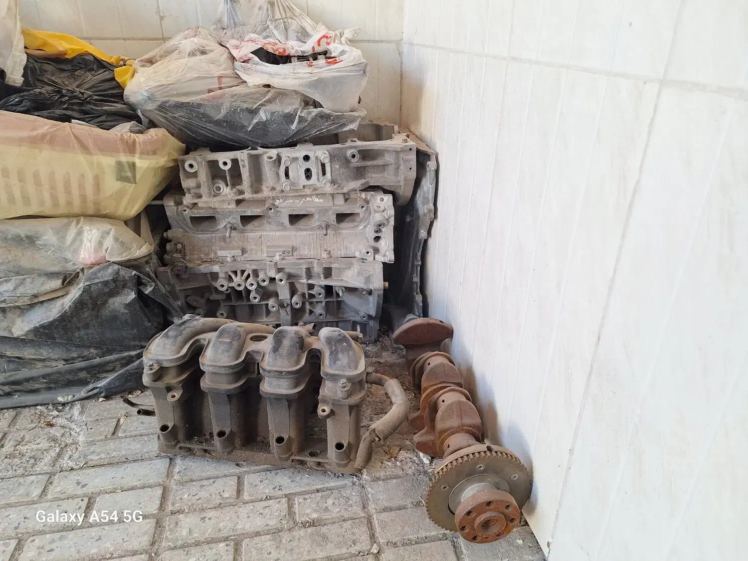 قطعات موتور خودرو|قطعات یدکی و لوازم جانبی|فولادشهر, A4|دیوار