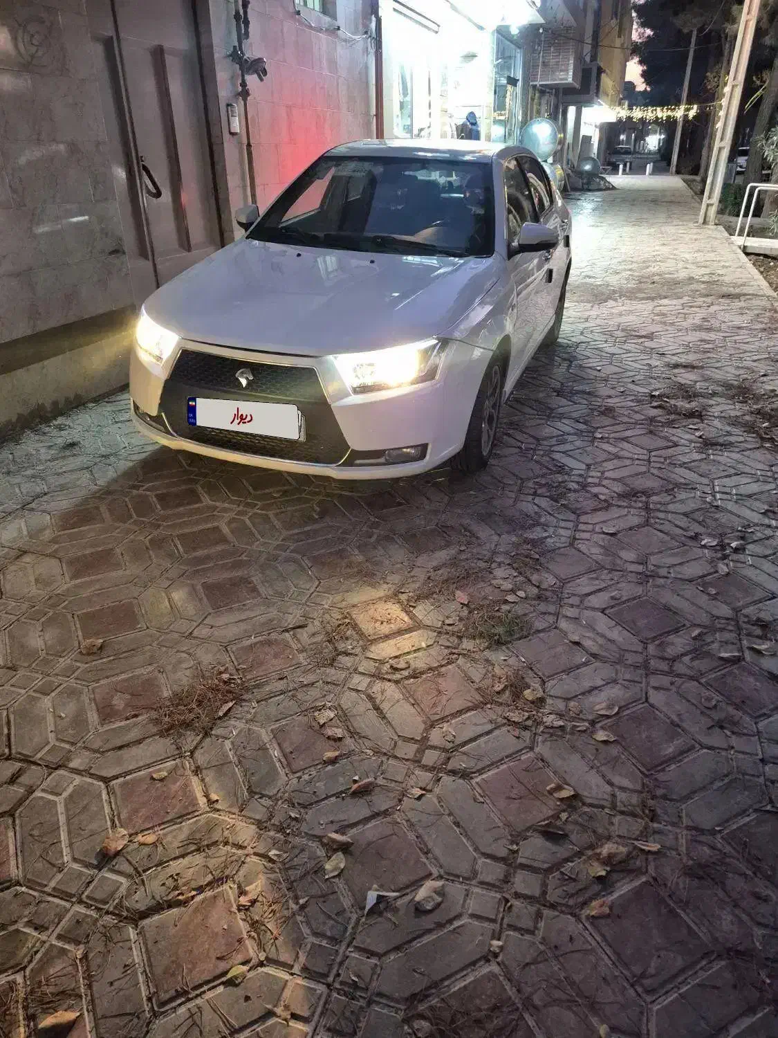 دنا فول ابشنال|خودرو سواری و وانت|شاهینشهر, گزبرخوار|دیوار