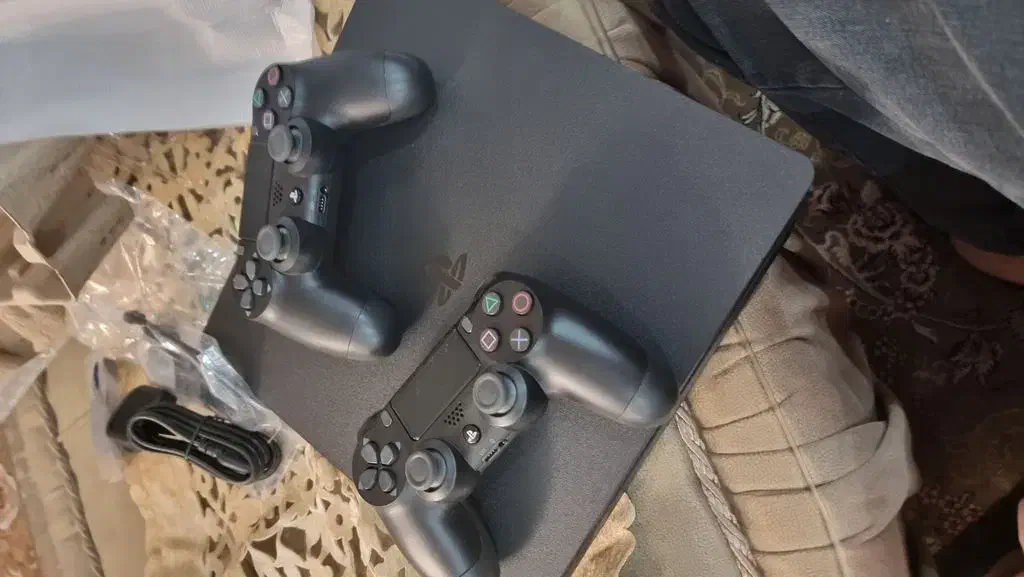 ps4 slim پلی استیشن ۴ اسلیم کپی خور 1ترابایت|کنسول، بازی ویدئویی و آنلاین|کامیاران, |دیوار