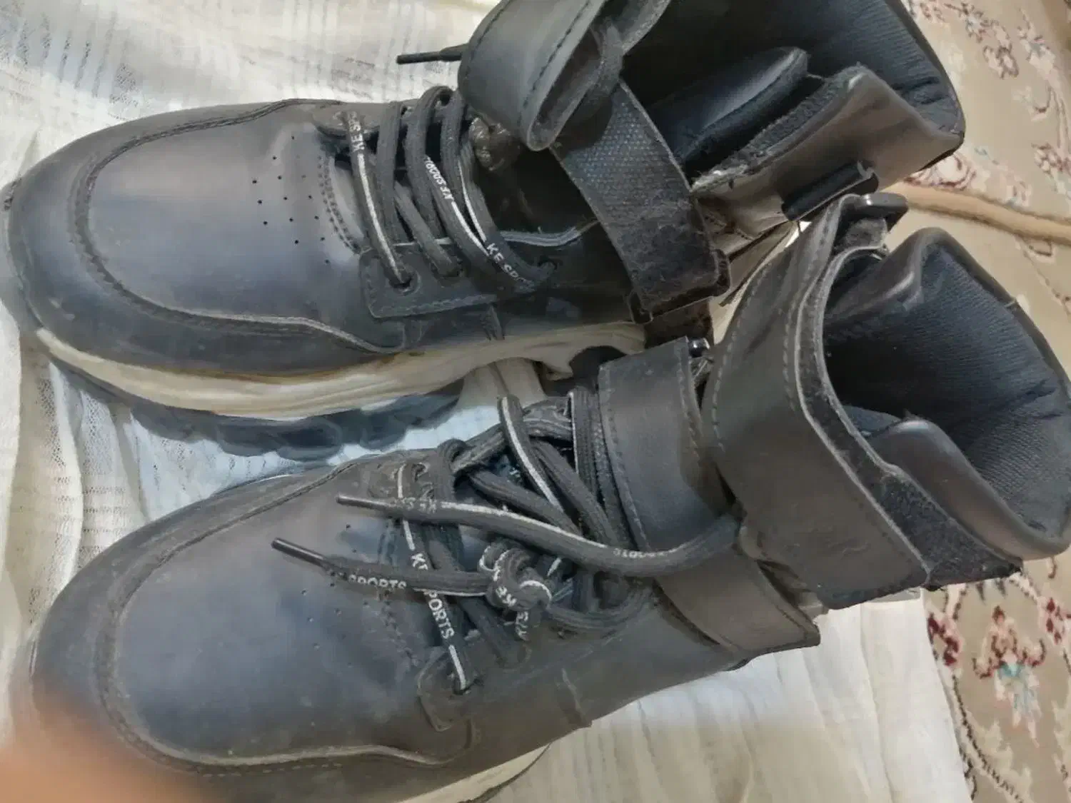 کفش|کیف، کفش، کمربند|مشهد, طبرسی شمالی|دیوار