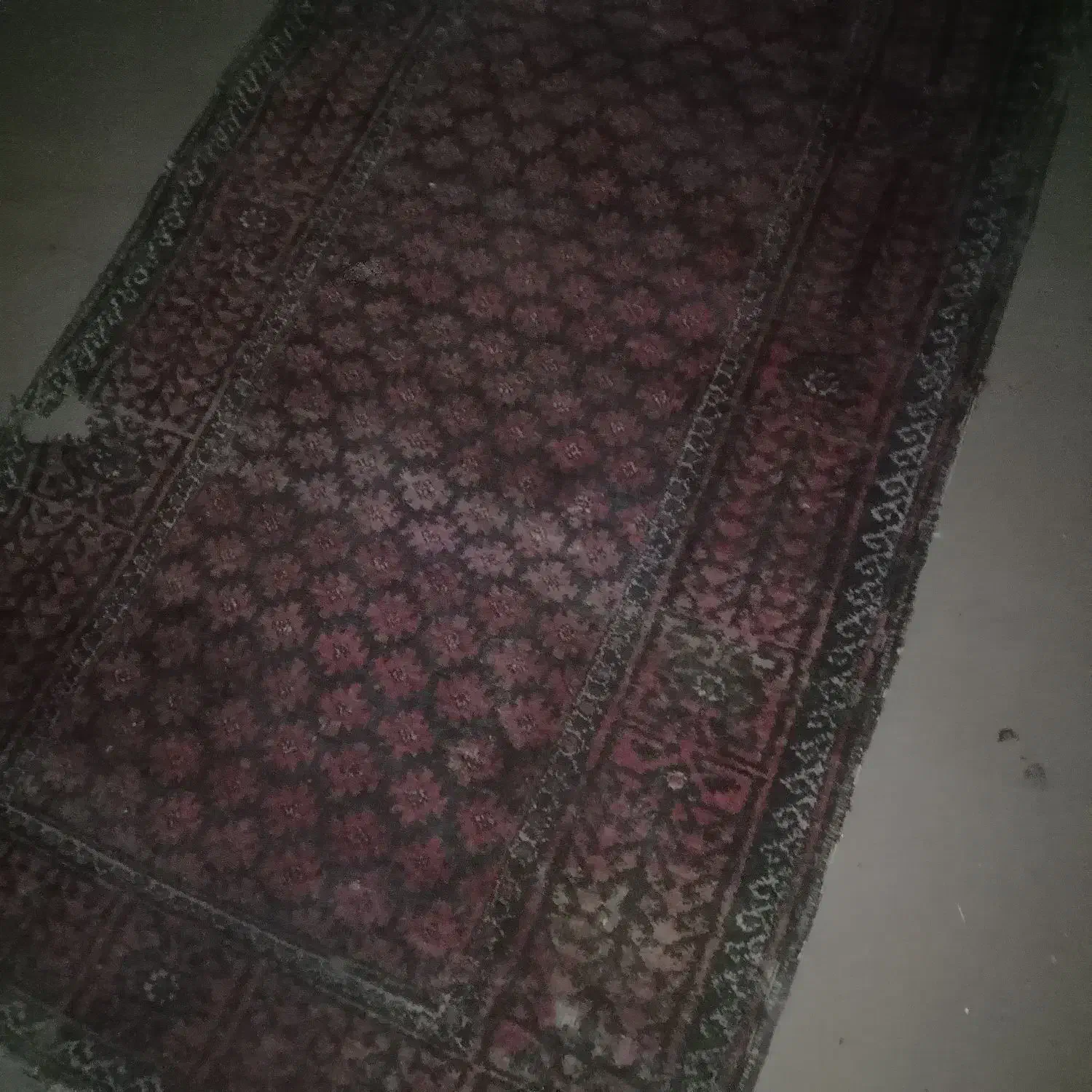 قالی دستبافت نیاز به ترمیم داره 2 متری در یک|فرش|گرگان, |دیوار