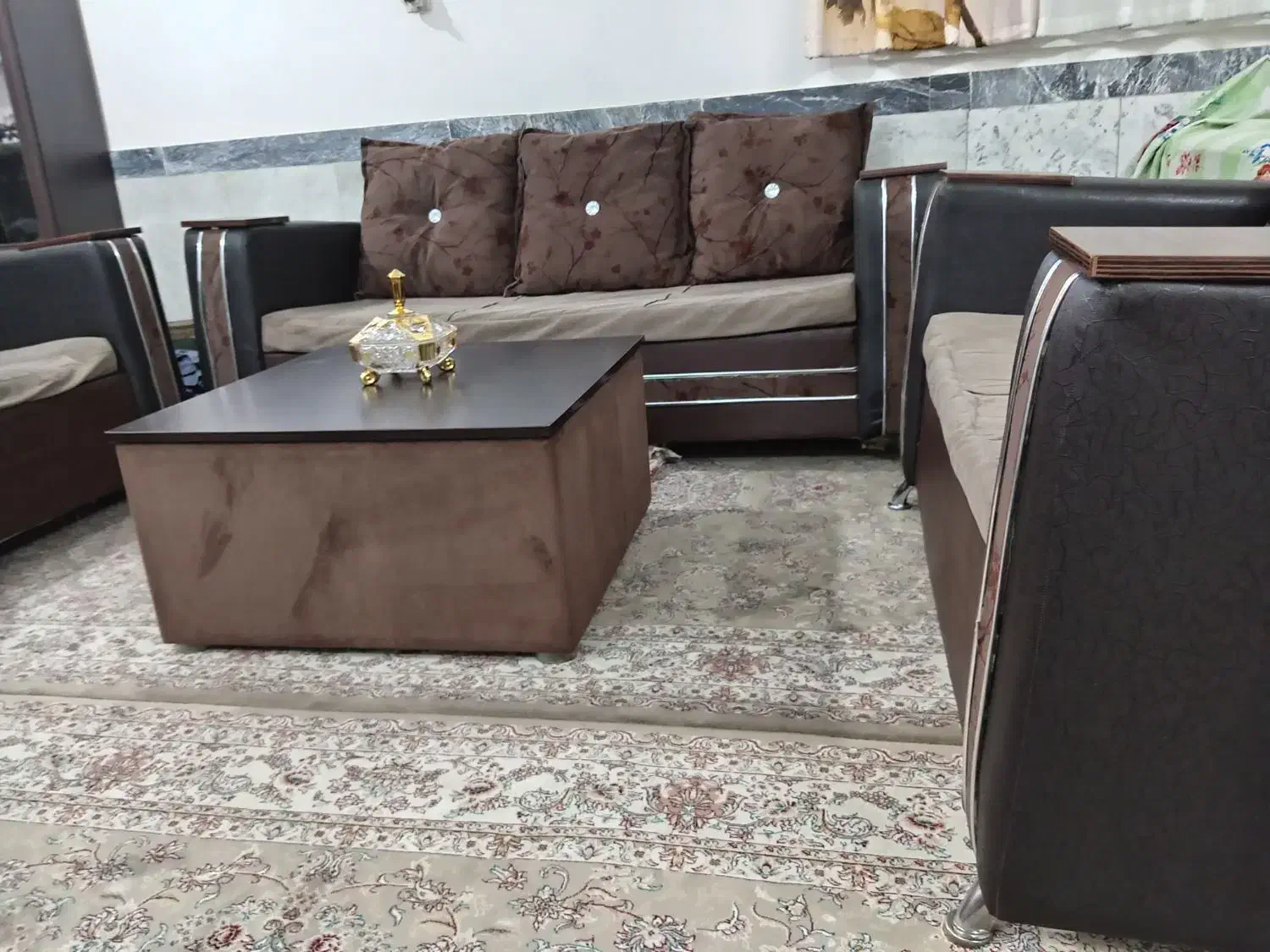 مبل هفت نفره|مبلمان خانگی و میز عسلی|بروجرد, |دیوار