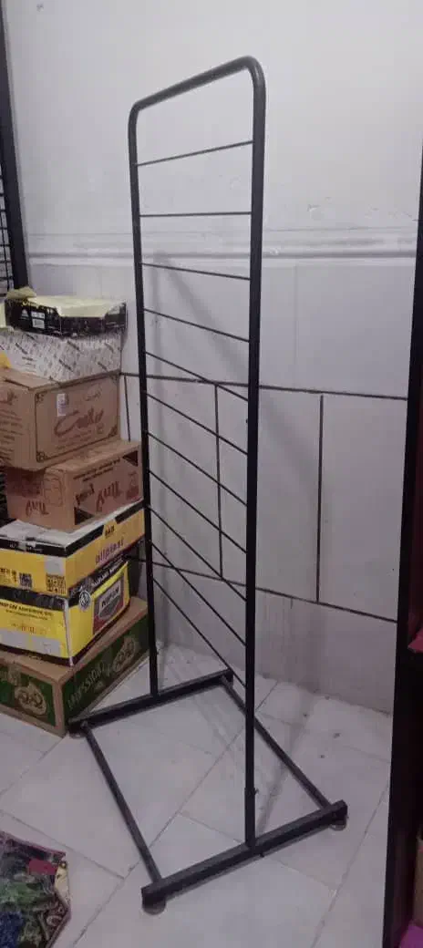 استند مقوا. استند کاغذ کادو. استند کتاب|فروشگاه و مغازه|بندرعباس, |دیوار