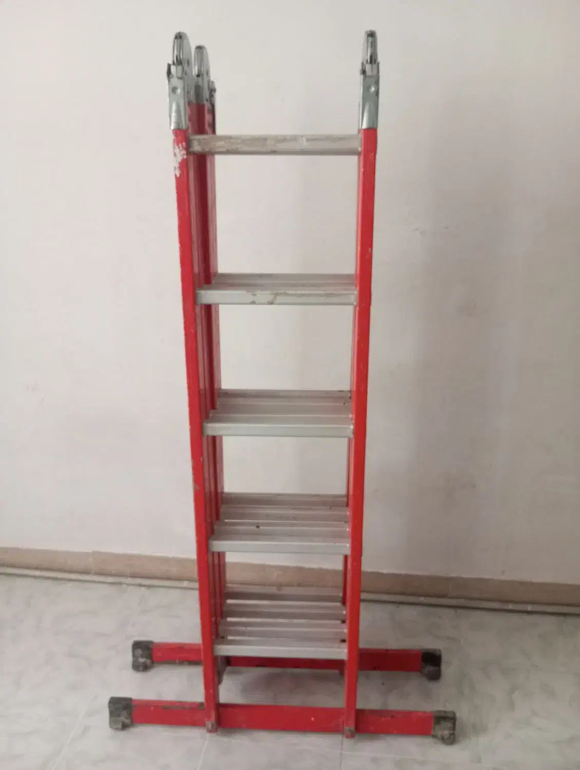 فروش نردبان شش متری تاشو درحدنو|ابزارآلات|سمنان, |دیوار