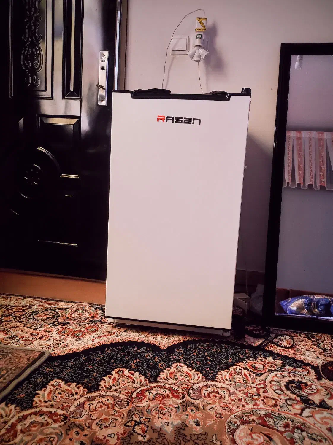 یخچال هتلی پنج فوت راسین|یخچال و فریزر|میانه, |دیوار