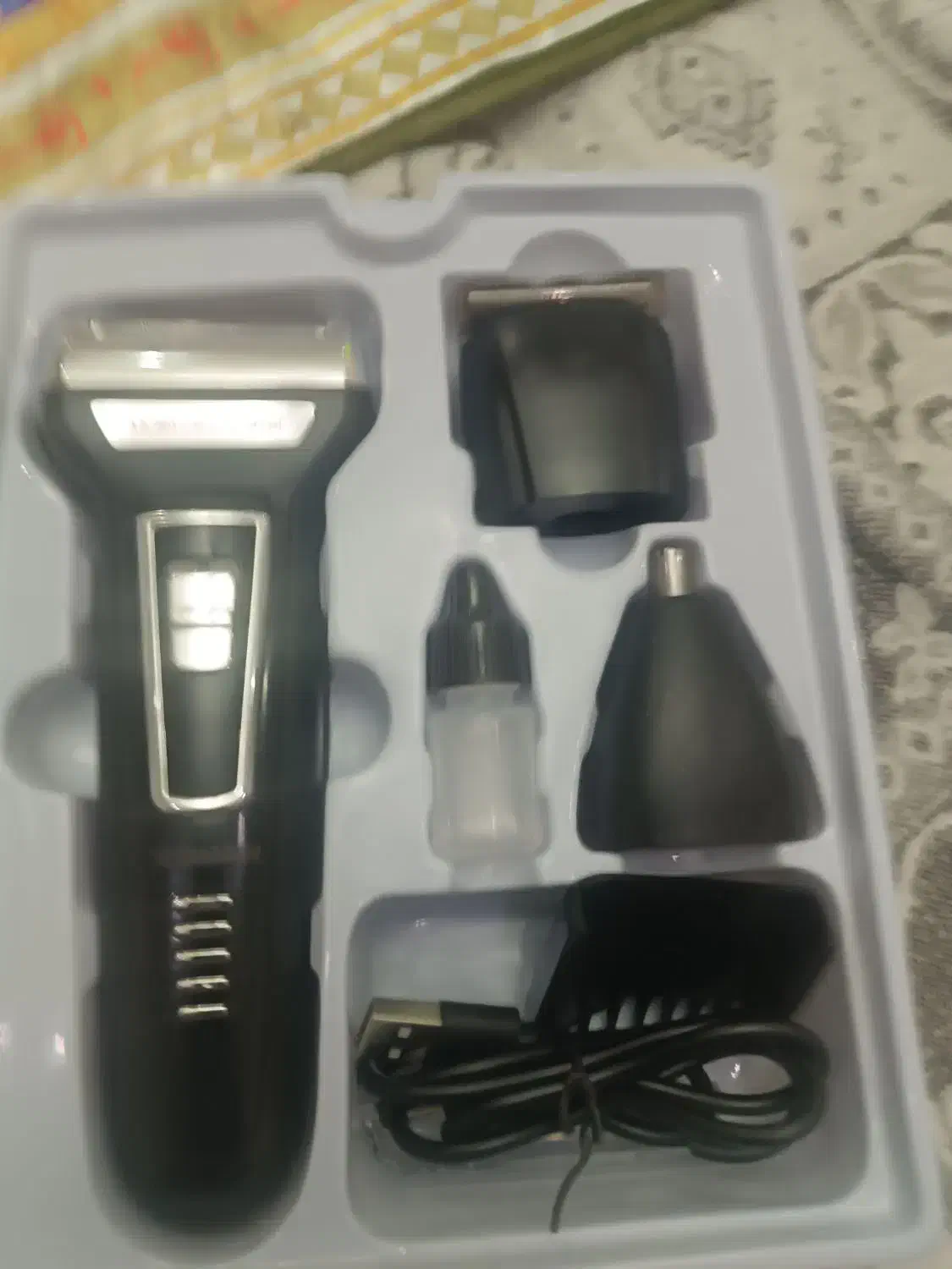 شیور وریش تراش|آرایشی، بهداشتی، درمانی|فردیس, شهرک ناز|دیوار