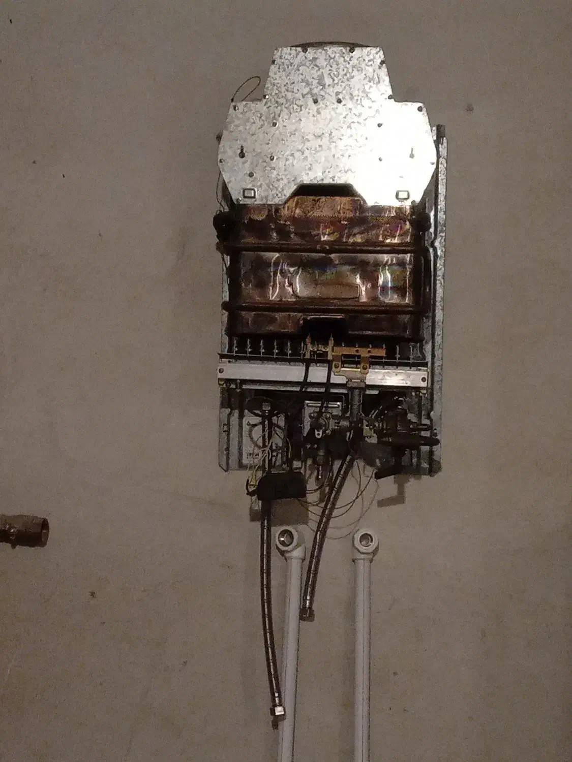 نصبسرویساسپیلتابگرمکنوپکیج|خدمات پیشه و مهارت|بم, |دیوار