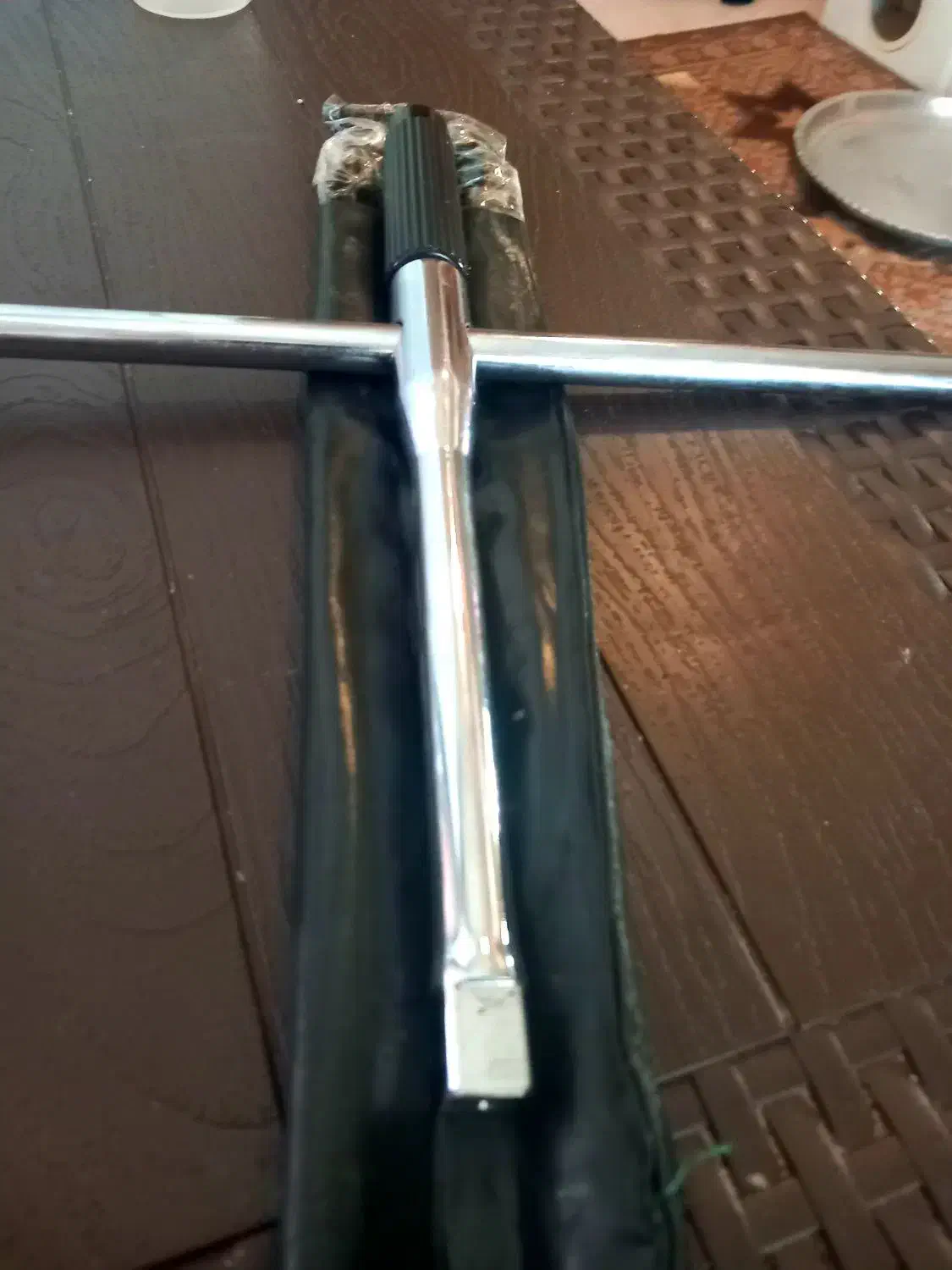 آچار چرخ|قطعات یدکی و لوازم جانبی|مشکیندشت, |دیوار