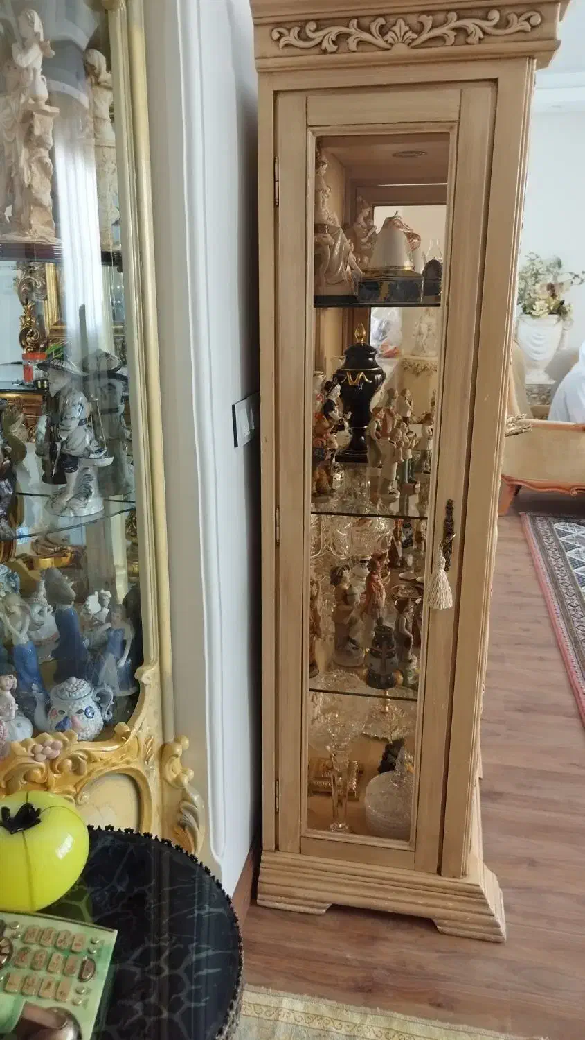 بوفه آنتیک و قدیمی|بوفه، ویترین، کنسول|پردیس, فاز ۸|دیوار