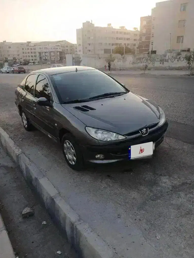 پژو ۲۰۶ اس دی وی۸مدل۱۳۹۷|خودرو سواری و وانت|صدرا-فارس, فاز ۲|دیوار