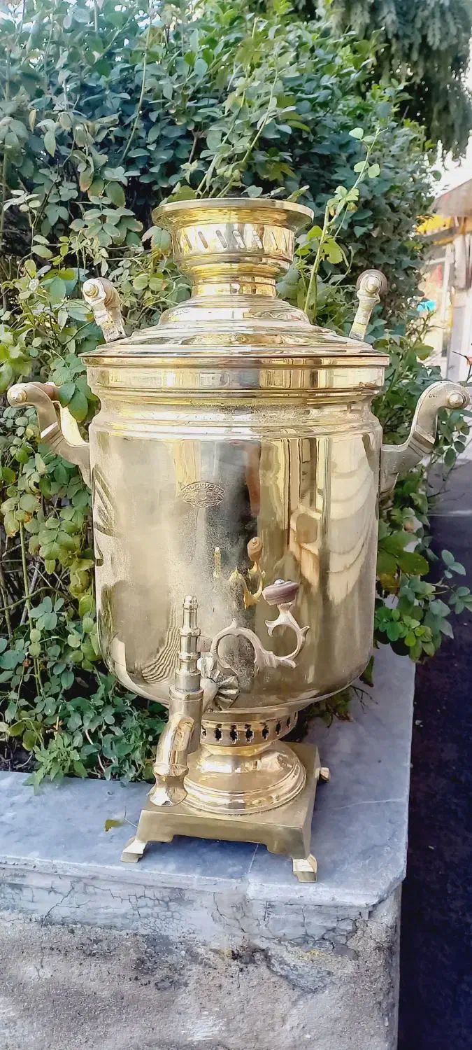 فروش سماور زغالی 20 لیتری قدمت بالا|کلکسیون اشیاء عتیقه|تبریز, |دیوار