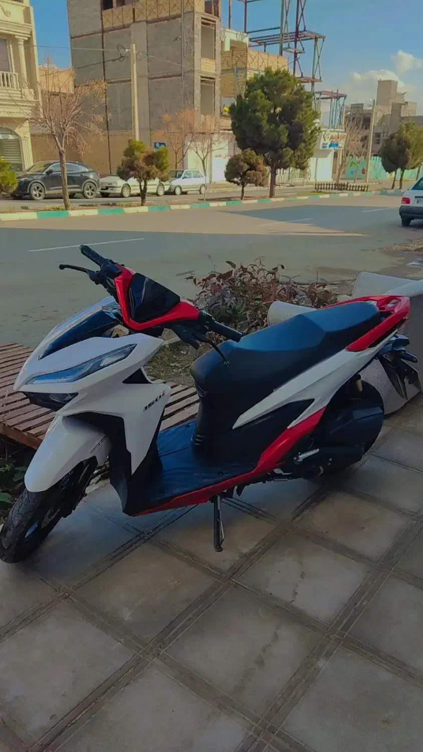 کلیک 150مدل 1403در حد|موتورسیکلت|بردسکن, |دیوار