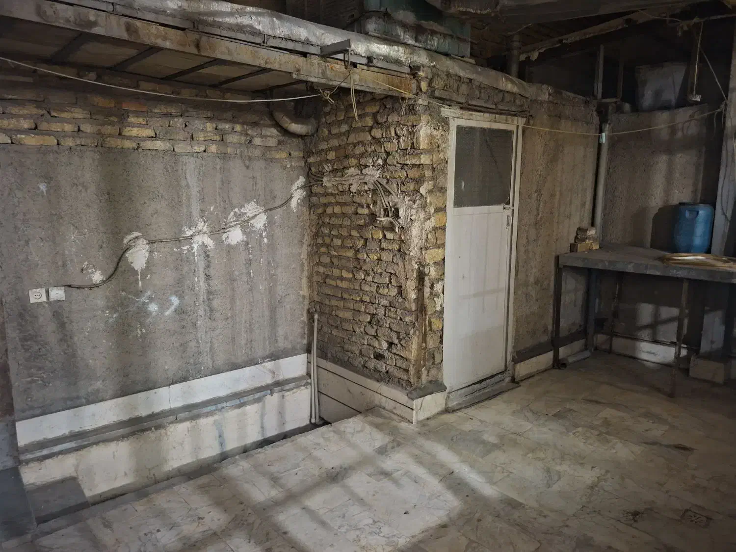 واحد ۱۰۰متری حیاط دار